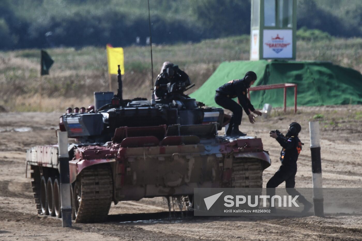 Russia Army Games Tank Biathlon