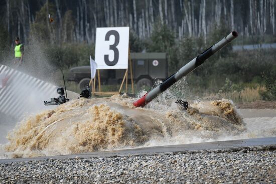 Russia Army Games Tank Biathlon