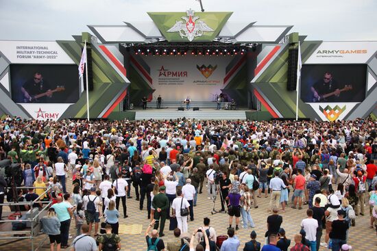 Russia Army Forum Closing