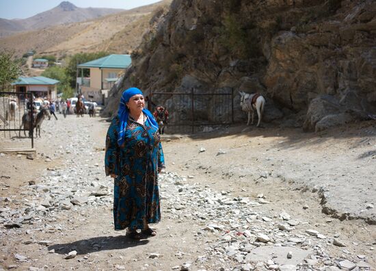 Uzbekistan Tourism Hazrati Dovud Cave