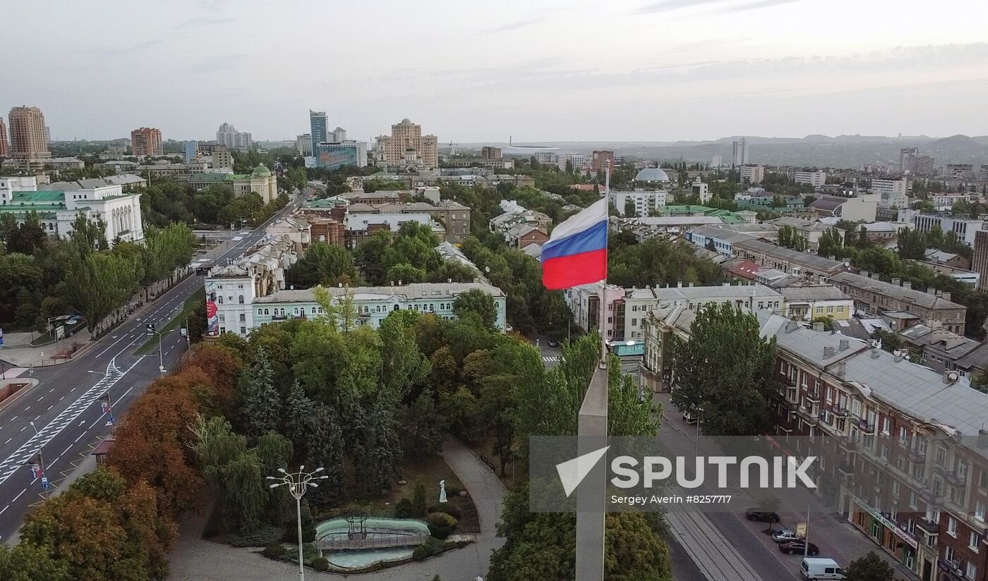 DPR Russia National Flag Day