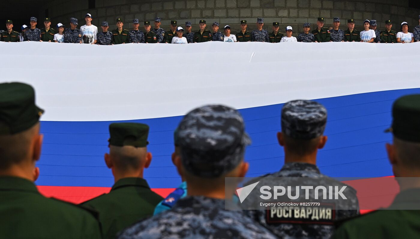 Russia National Flag Day