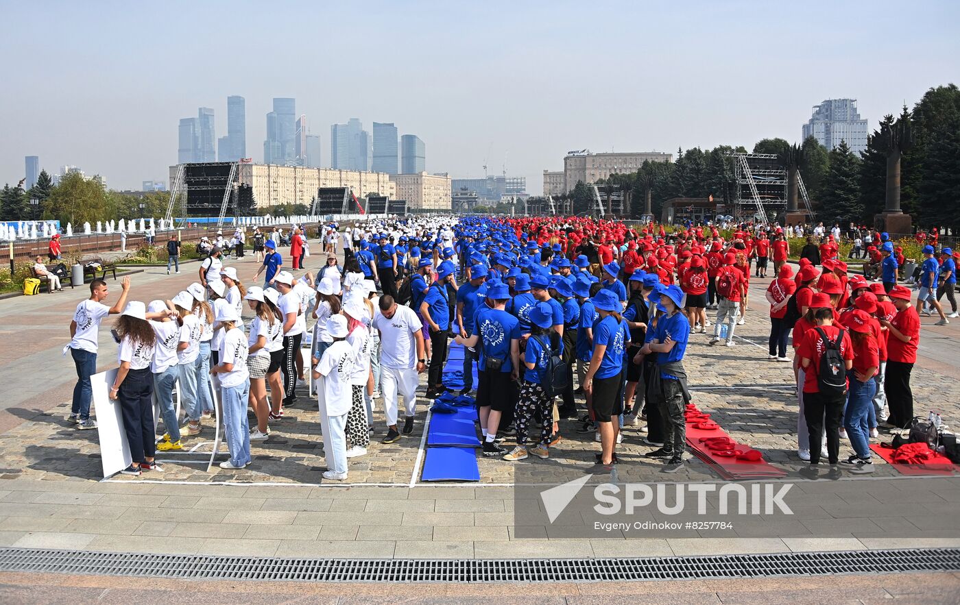 Russia National Flag Day
