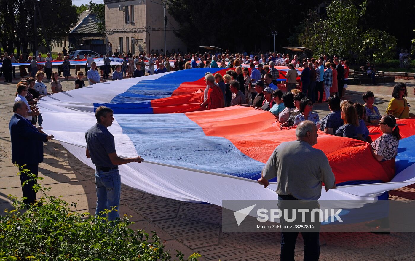 LPR Russia National Flag Day