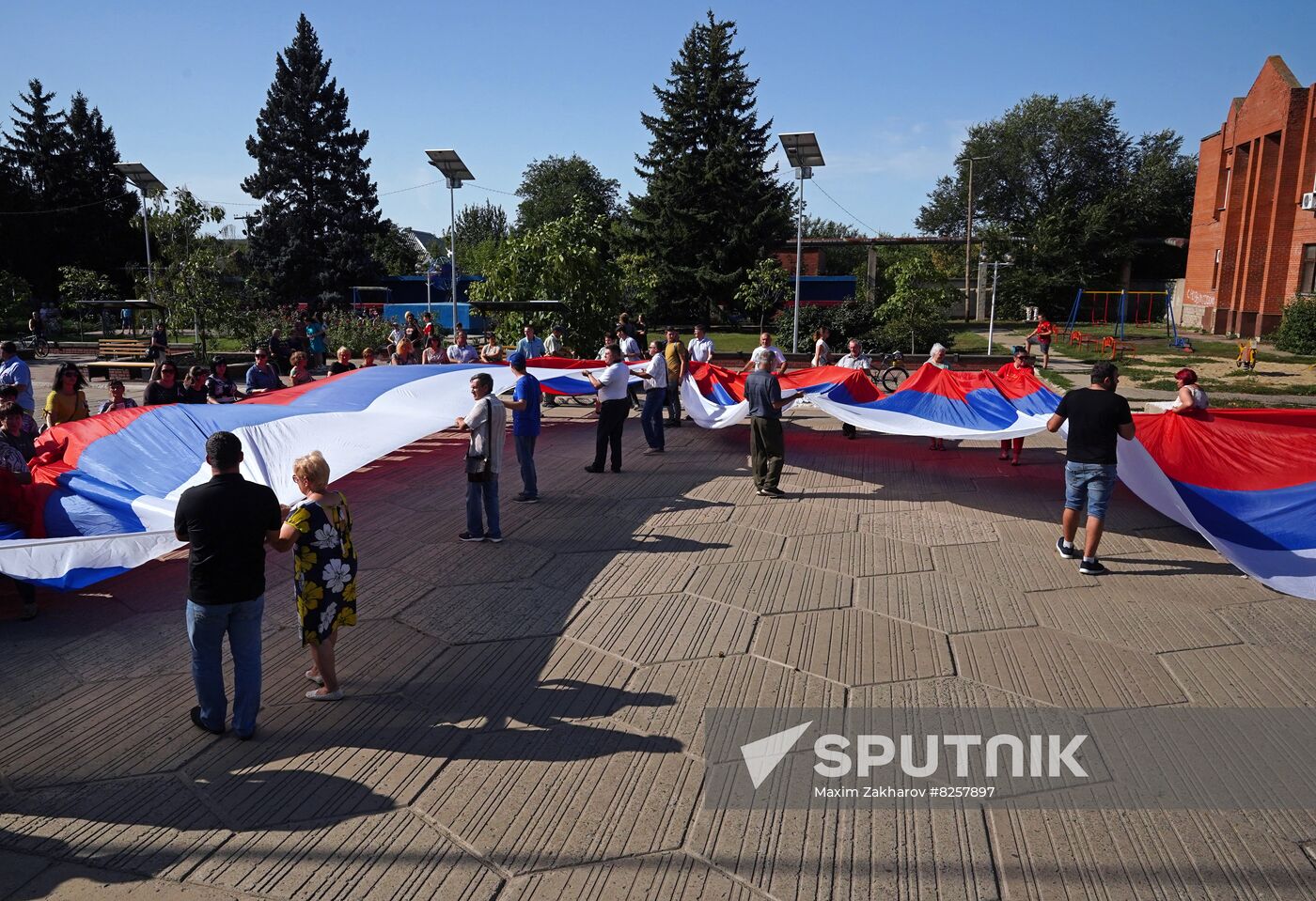 LPR Russia National Flag Day