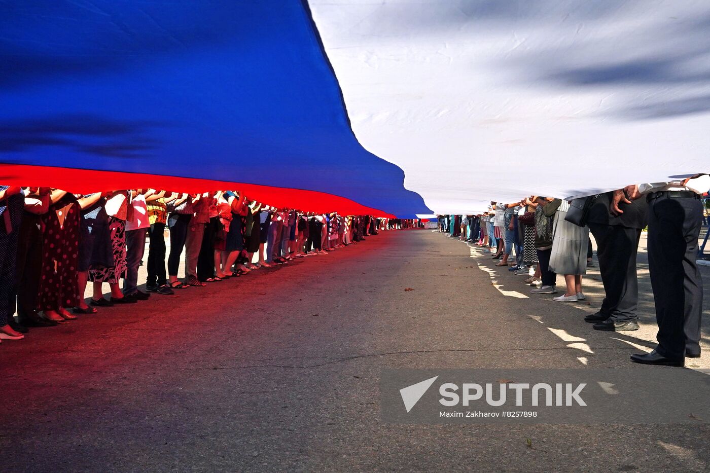 LPR Russia National Flag Day