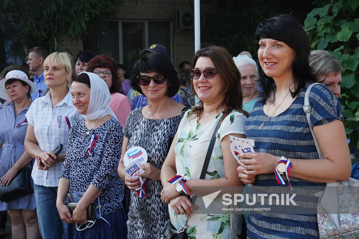 LPR Russia National Flag Day