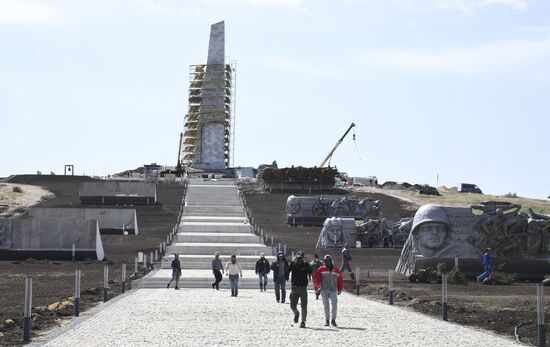 DPR Russia Ukraine Military Operation Memorial Restoration