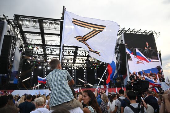 Russia National Flag Day
