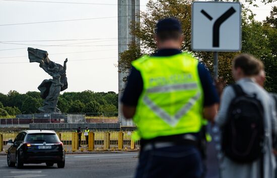 Latvia WWII Soviet Monument Demolition