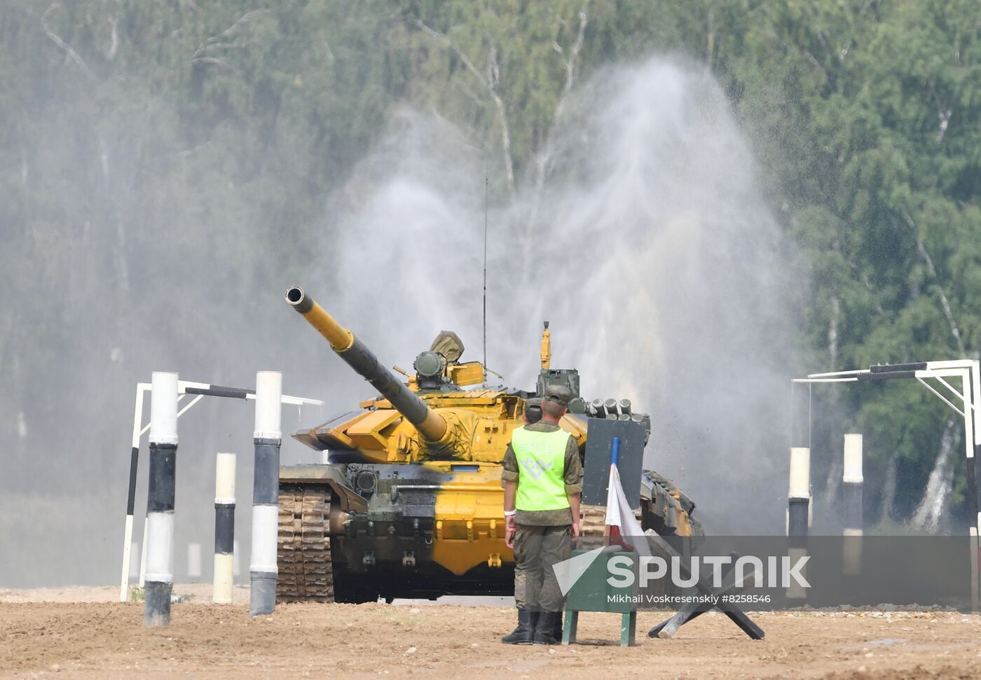 Russia Army Games Tank Biathlon