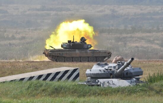 Russia Army Games Tank Biathlon