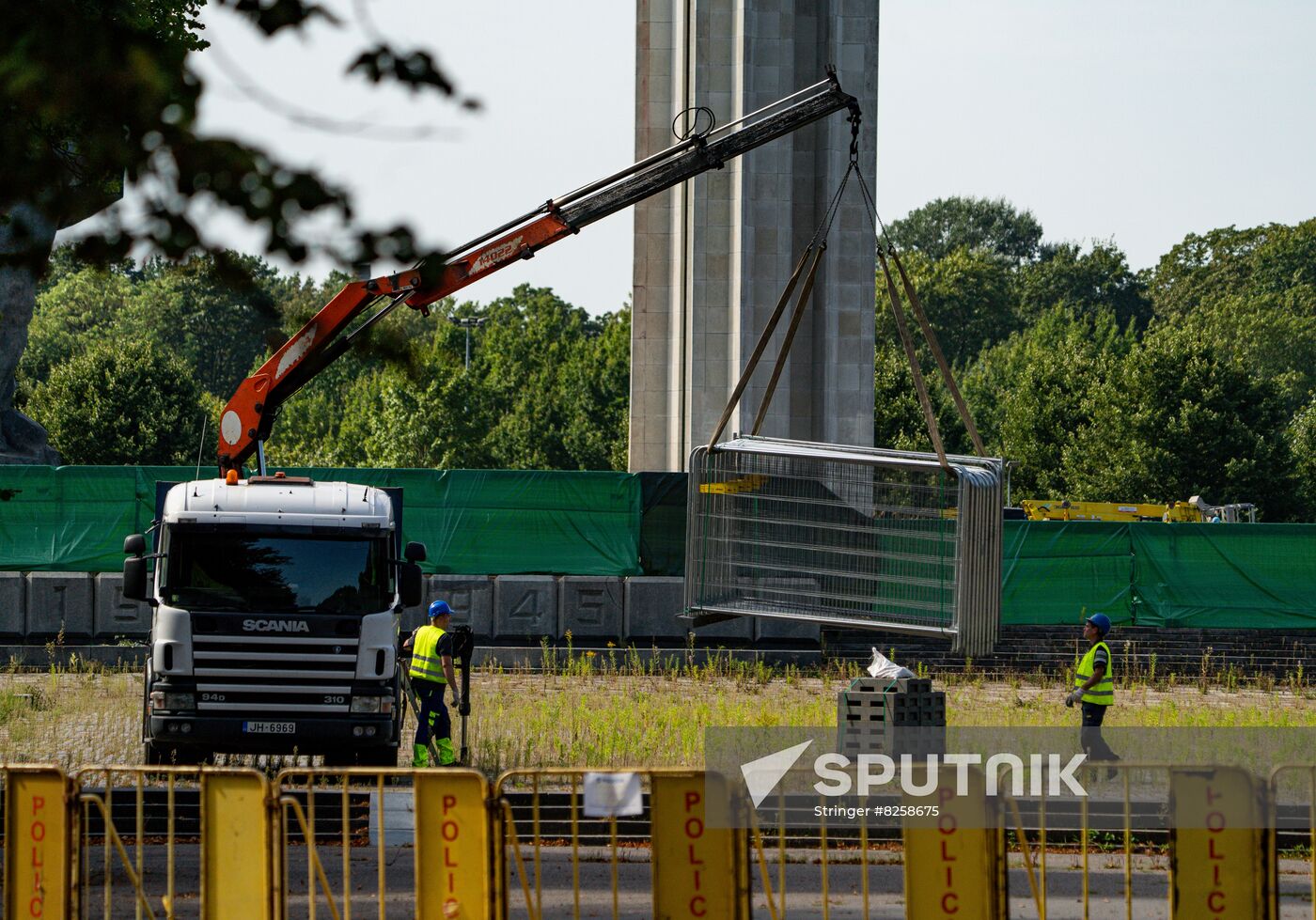 Latvia WWII Soviet Monument Demolition