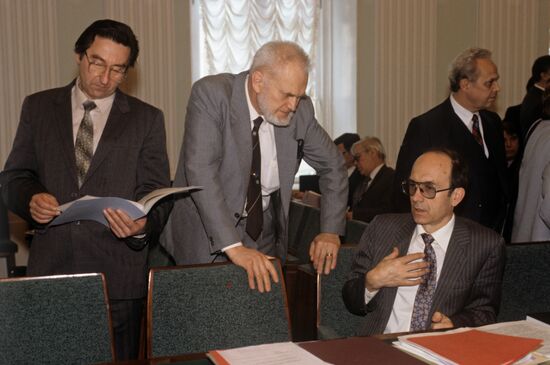 Ministerical meeting headed by Yegor Gaidar