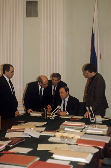 Ministerical meeting headed by Yegor Gaidar