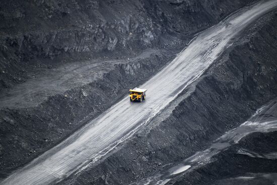 Rissia Gold Mining