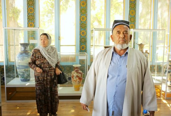 Daily life in Bukhara