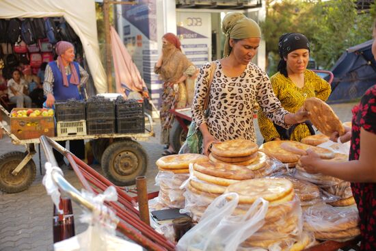 Daily life in Bukhara