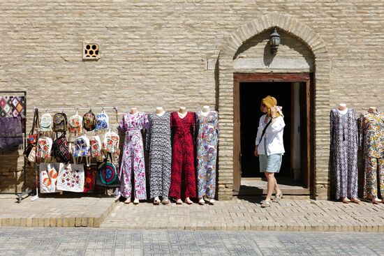 Daily life in Bukhara