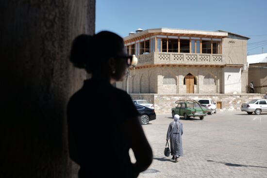 Daily life in Bukhara
