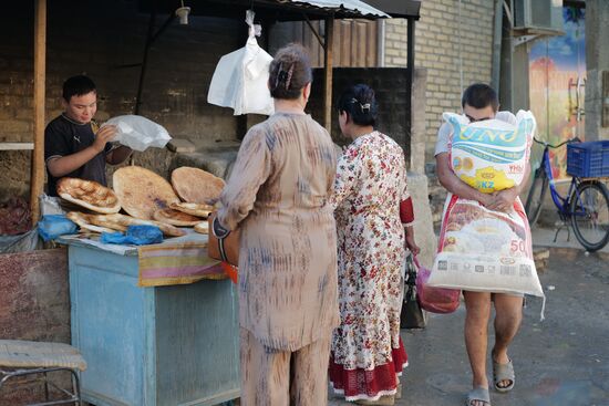 Daily life in Bukhara
