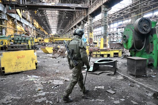 DPR Russia Ukraine Military Operation Demining