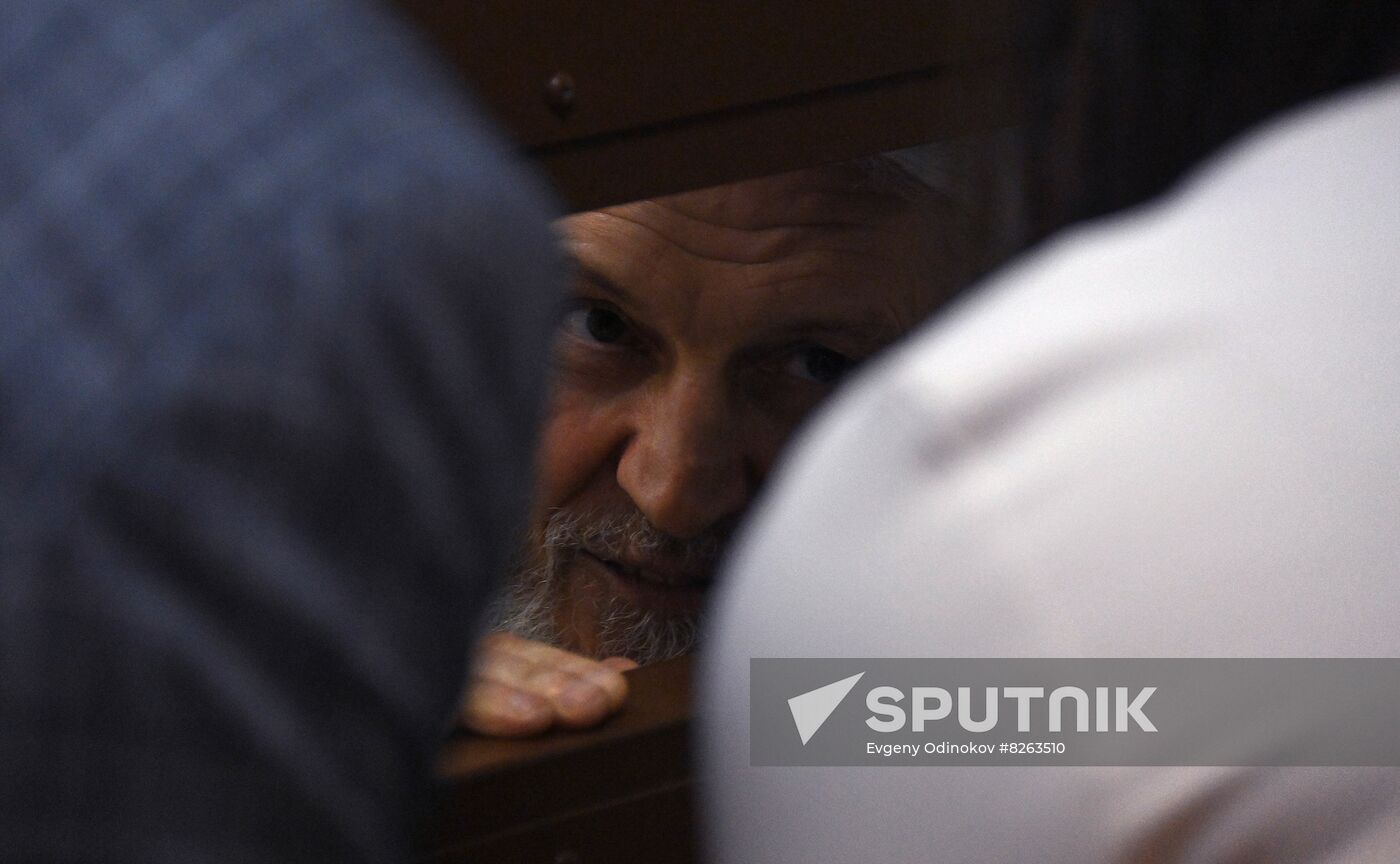 Russia Renegade Priest New Trial