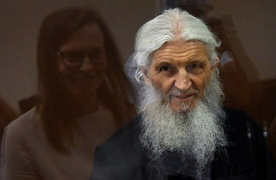 Russia Renegade Priest New Trial