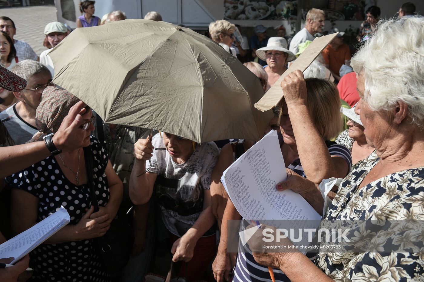 Ukraine Russia Military Operation Humanitarian Aid