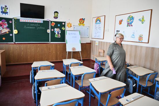 DPR Russia Ukraine Military Operation Education