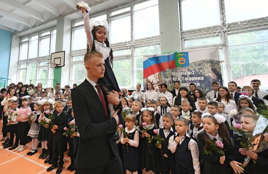 Russia New Academic Year Schools