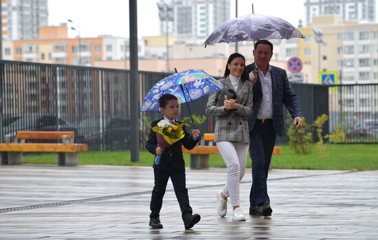 Russia New Academic Year Schools