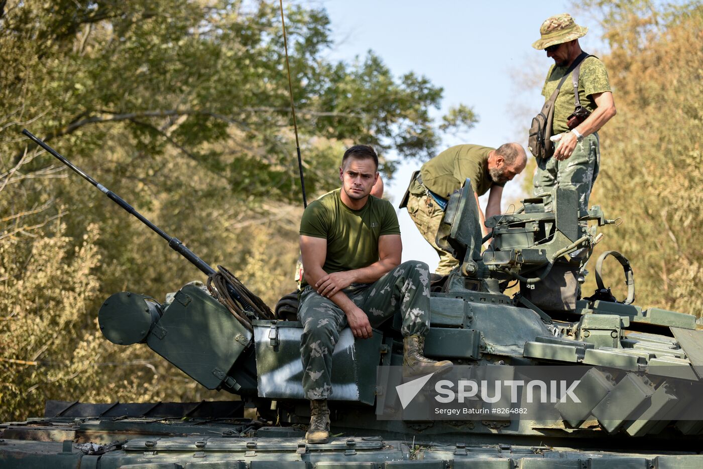 DPR Russia Ukraine Military Operation Tank Unit