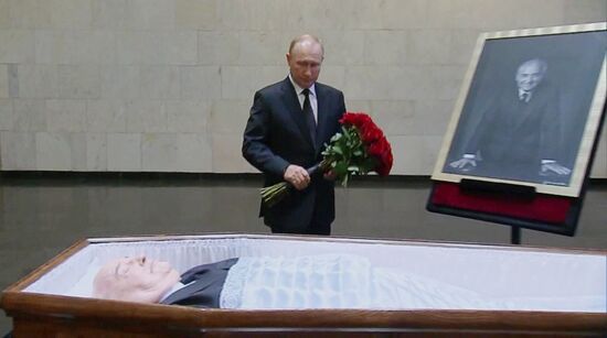 Russia Putin Gorbachev Death