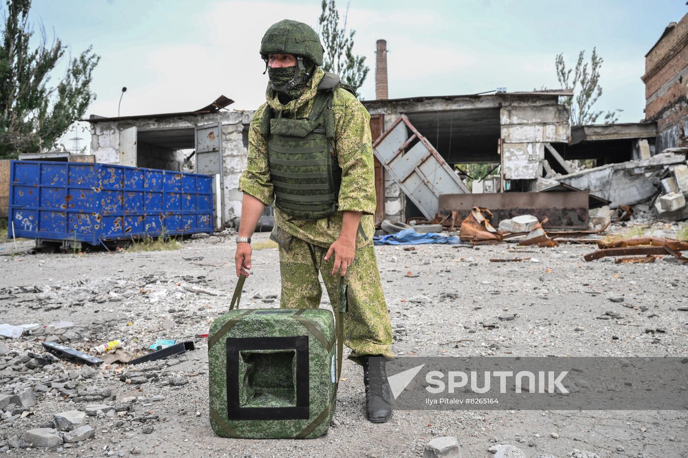 DPR Russia Ukraine Military Operation Sapper Equipment