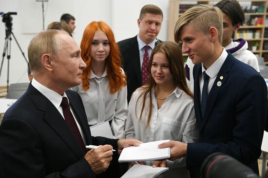 Russia Putin North Western Federal District
