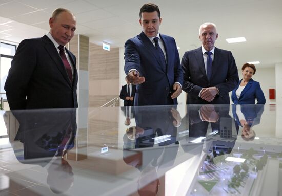 Russia Putin North Western Federal District