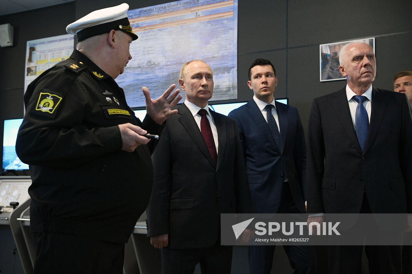 Russia Putin North Western Federal District