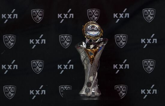 Russia Ice Hockey Kontinental League CSKA - Metallurg