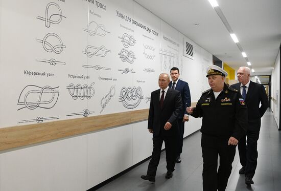 Russia Putin North Western Federal District