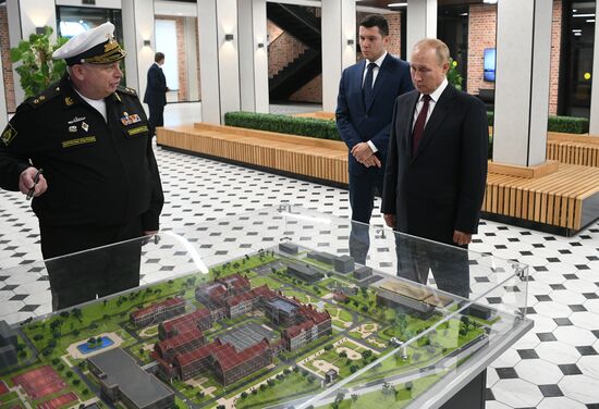 Russia Putin North Western Federal District