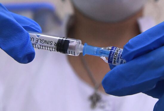 Russia Coronavirus Vaccination