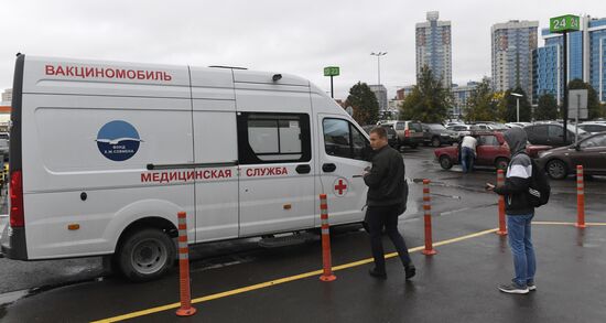 Russia Coronavirus Vaccination