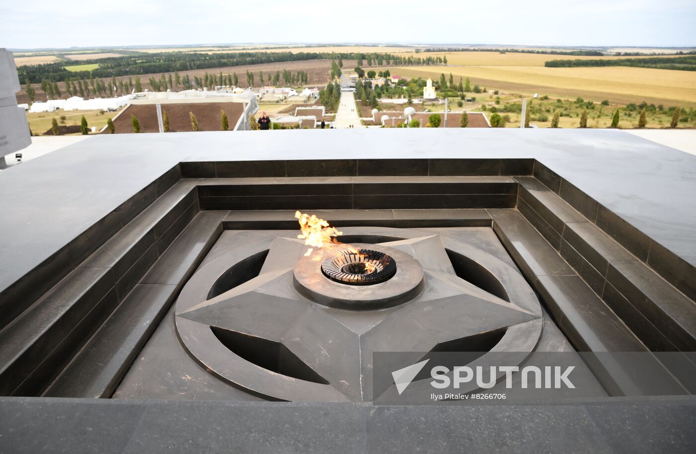 DPR Russia Ukraine Military Operation Memorial Restoration
