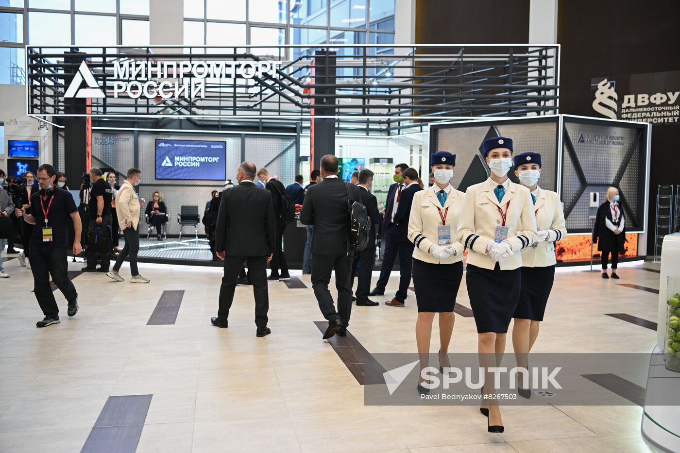 Russia EEF Sidelines