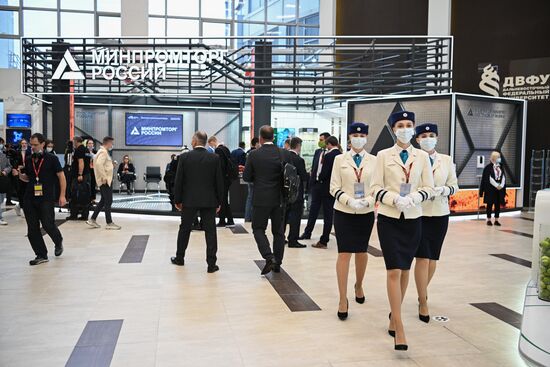 Russia EEF Sidelines