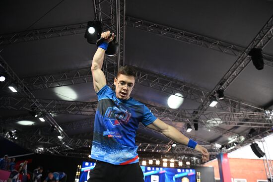 Russia EEF Sidelines