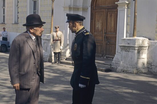 On set of Kings of Criminal Investigation