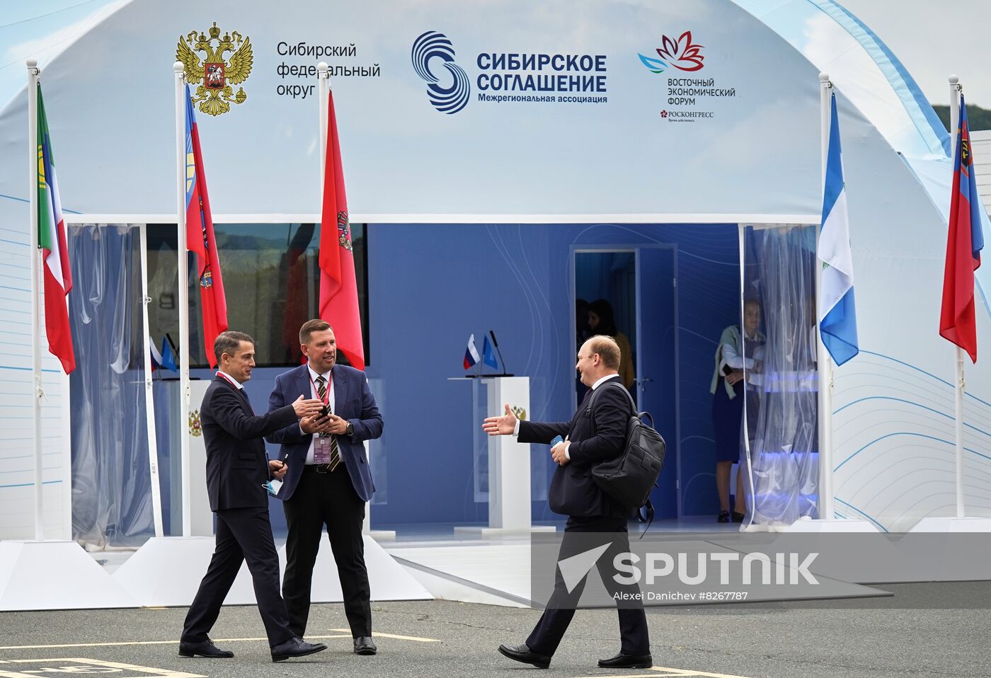 Russia EEF Sidelines