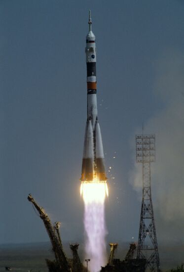 Launch of Soyuz TM-14 spacecraft